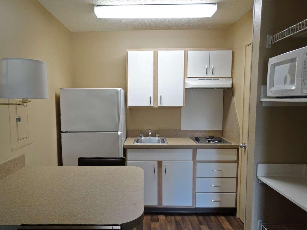 Extended Stay America Select Suites - Raleigh - Research Triangle Park - Hwy 55 Durham Habitación foto