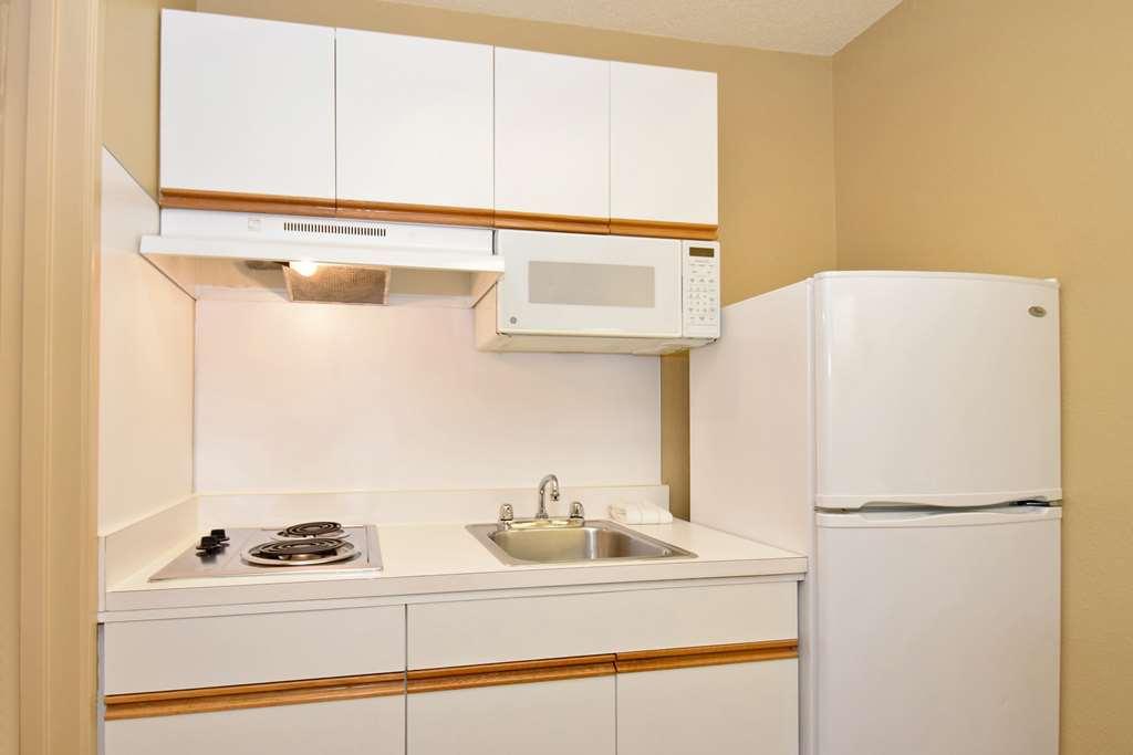 Extended Stay America Select Suites - Raleigh - Research Triangle Park - Hwy 55 Durham Habitación foto